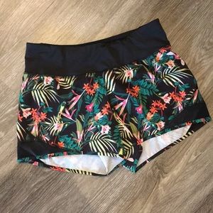 Old Navy Active Go-Dry Shorts, Size M